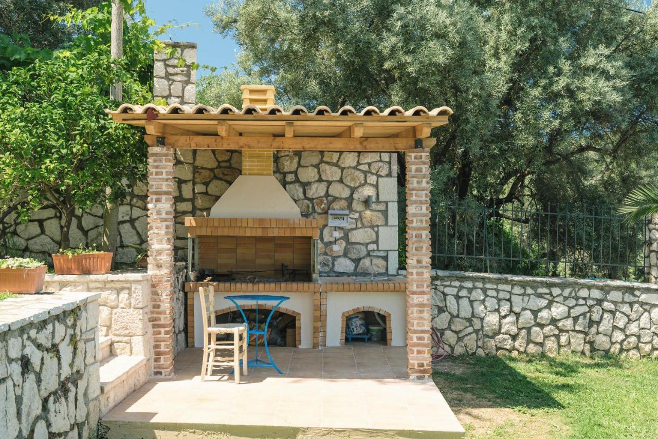 Villa Panorea Áyios Nikítas エクステリア 写真
