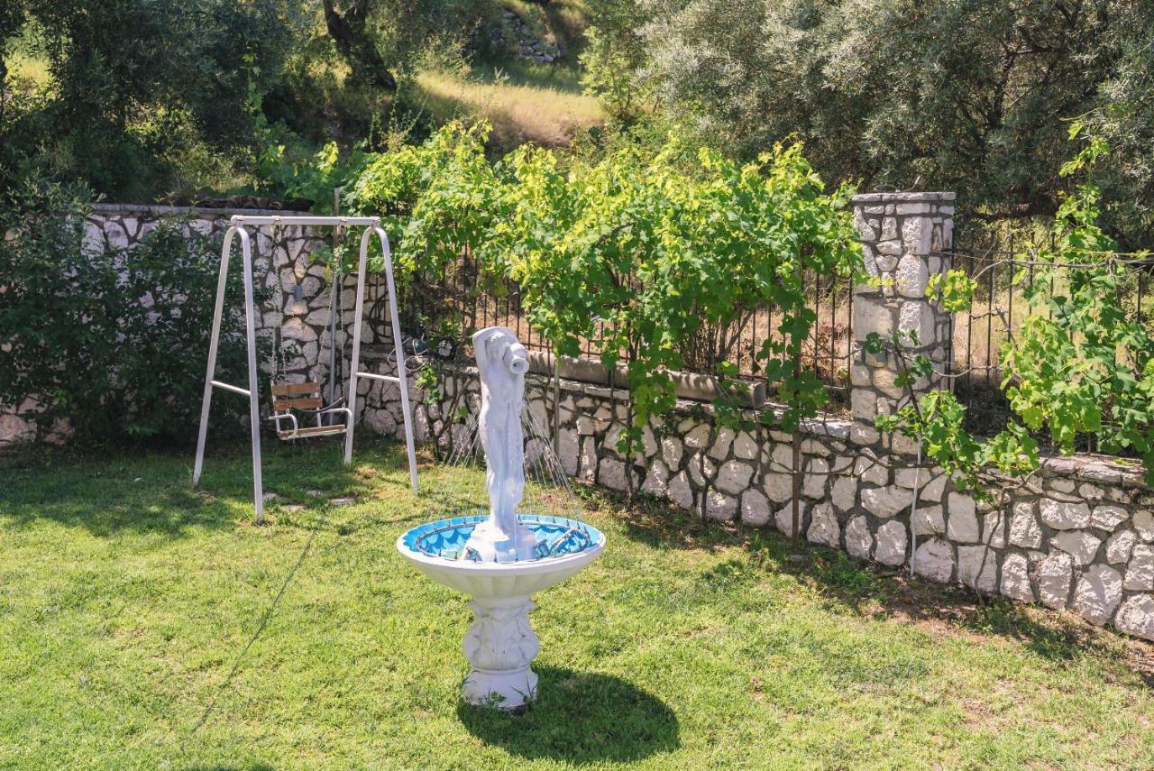 Villa Panorea Áyios Nikítas エクステリア 写真